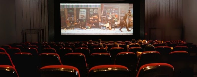 Karacabey Sinema : Sizi Filmin İçine Çeken Eşsiz Bir Deneyim!